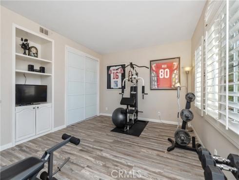 2573 Newman , Tustin, CA
