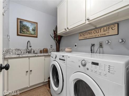 2573 Newman , Tustin, CA