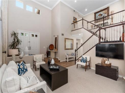 2573 Newman , Tustin, CA