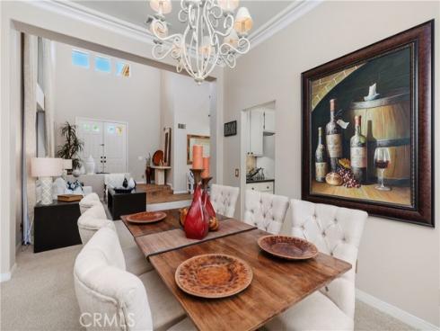 2573 Newman , Tustin, CA