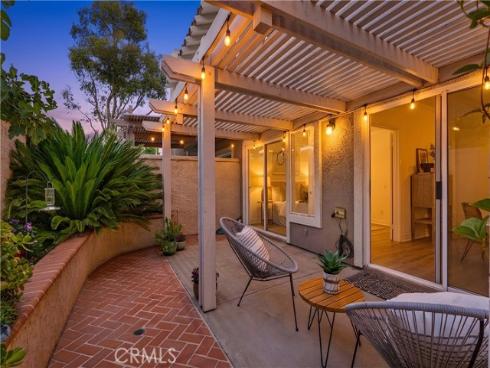 13367 Calle Antequera , Tustin, CA
