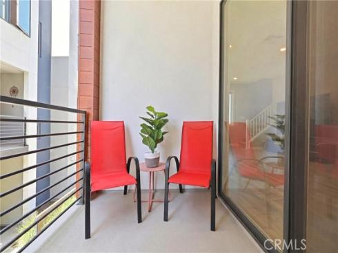 253 Waypoint , Tustin, CA