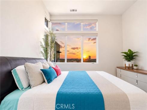 253 Waypoint , Tustin, CA