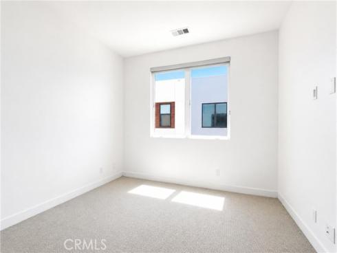253 Waypoint , Tustin, CA