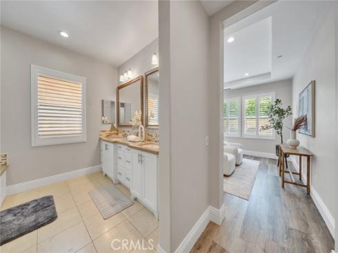 61 Windwalker , Tustin, CA