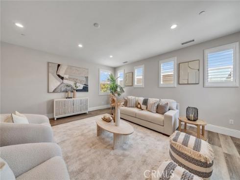 61 Windwalker , Tustin, CA