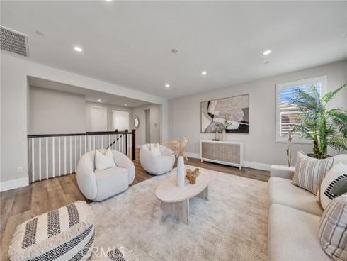 61 Windwalker , Tustin, CA