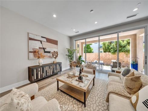 61 Windwalker , Tustin, CA