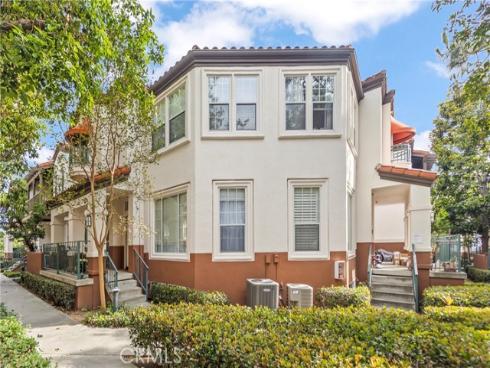 12709 Trent Jones Lane, Tustin, CA