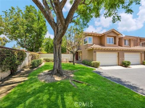 2404 Calle Andorra , Tustin, CA