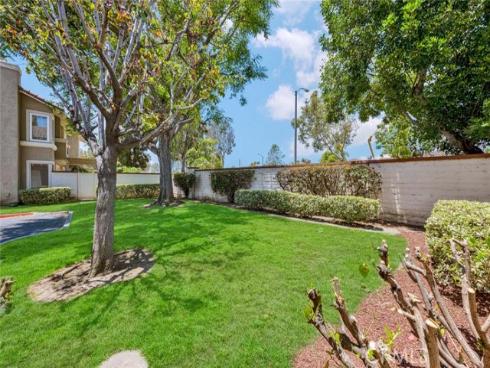 2404 Calle Andorra , Tustin, CA