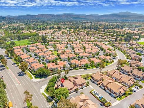 2404 Calle Andorra , Tustin, CA