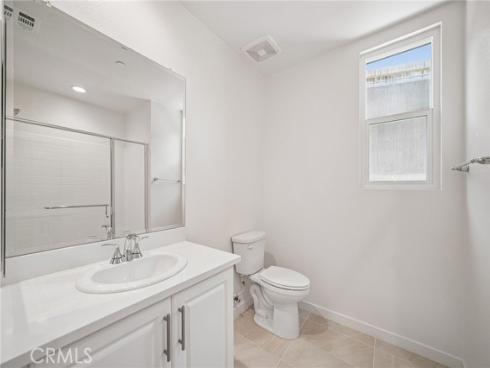124 Chaparral , Tustin, CA