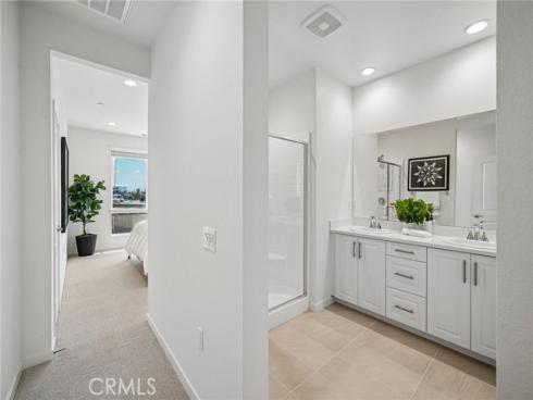 124 Chaparral , Tustin, CA