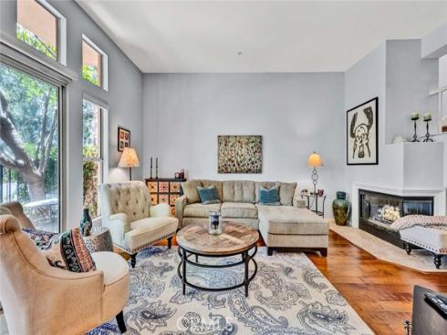 2640 Dunstan , Tustin, CA