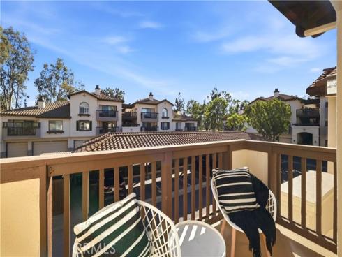 2960 Champion 805 , Tustin, CA