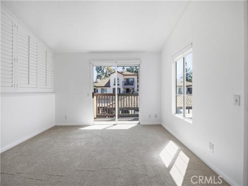 2960 Champion 805 , Tustin, CA