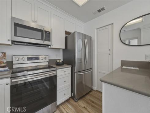 2960 Champion 805 , Tustin, CA