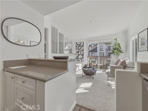 2960 Champion 805 , Tustin, CA