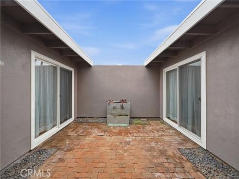 14352 Kipling Lane, Tustin, CA