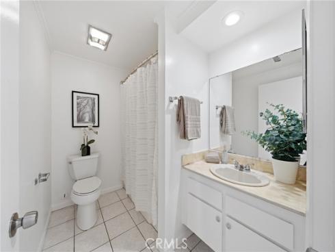 14352 Kipling Lane, Tustin, CA