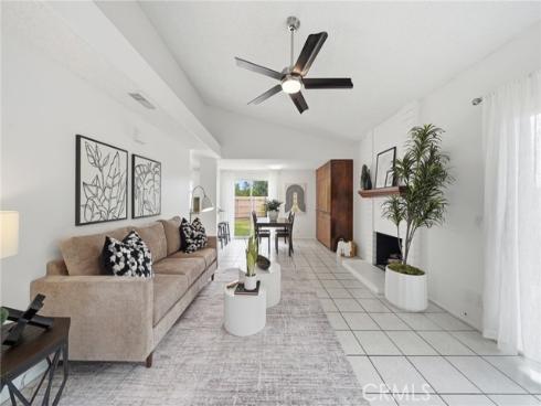 14352 Kipling Lane, Tustin, CA