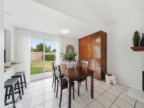 14352 Kipling Lane, Tustin, CA
