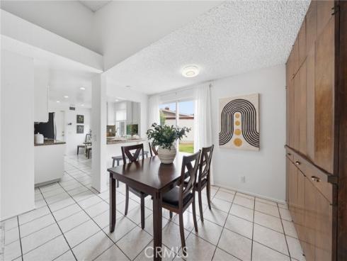14352 Kipling Lane, Tustin, CA