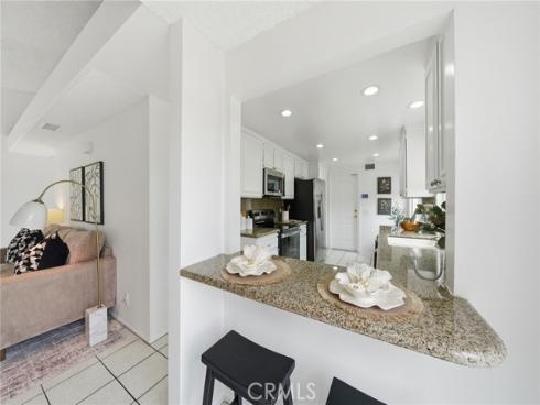 14352 Kipling Lane, Tustin, CA