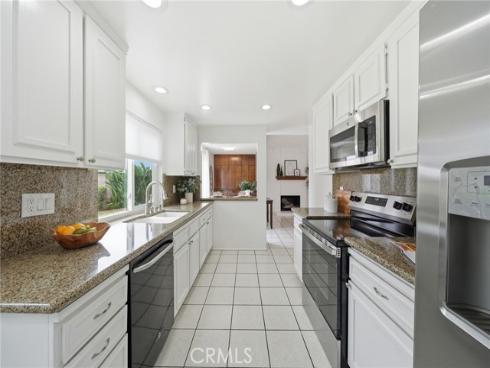 14352 Kipling Lane, Tustin, CA
