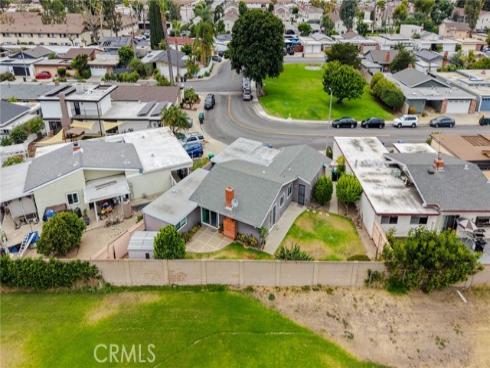 14352 Kipling Lane, Tustin, CA