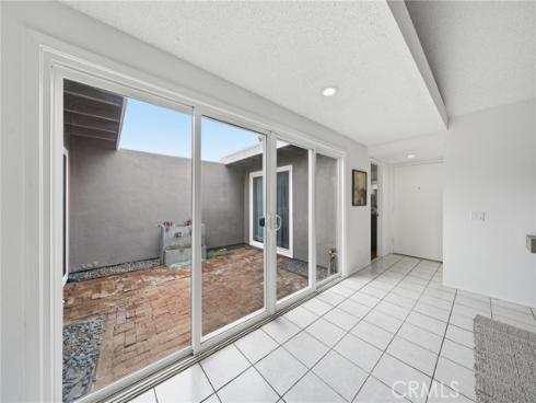 14352 Kipling Lane, Tustin, CA