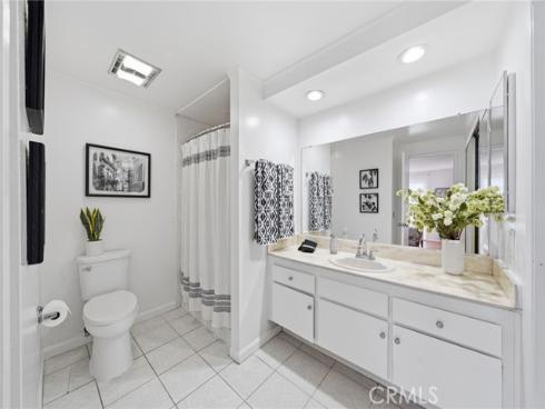 14352 Kipling Lane, Tustin, CA