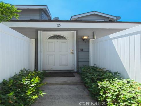 1042 Walnut D Street, Tustin, CA