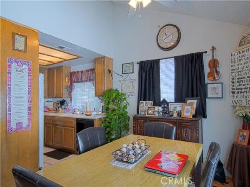 1042 Walnut D Street, Tustin, CA