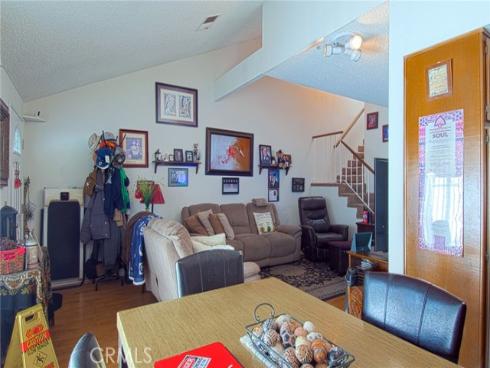 1042 Walnut D Street, Tustin, CA