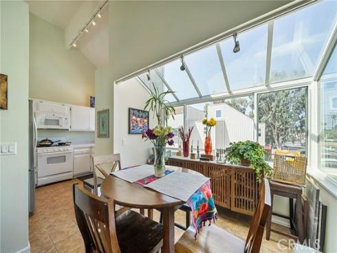 15732 S B  A , Tustin, CA