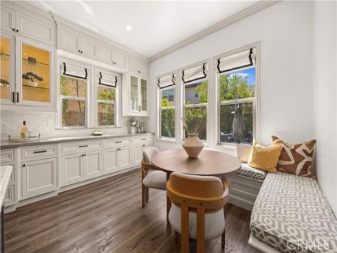 16 Windrow Rd , Tustin, CA