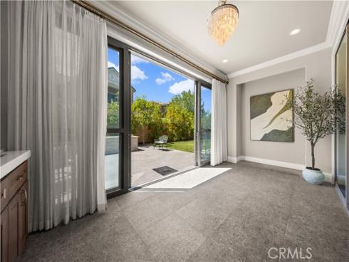 16 Windrow Rd , Tustin, CA