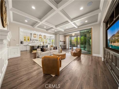 16 Windrow Rd , Tustin, CA