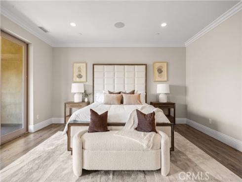 16 Windrow Rd , Tustin, CA
