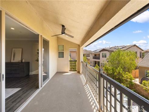 16 Windrow Rd , Tustin, CA