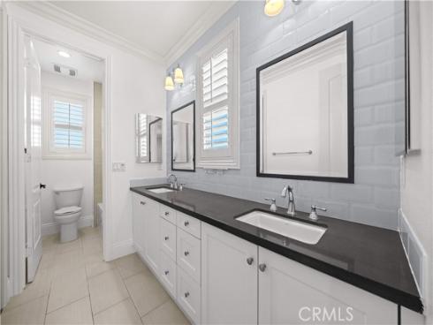 16 Windrow Rd , Tustin, CA