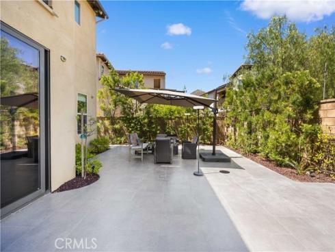 16 Windrow Rd , Tustin, CA