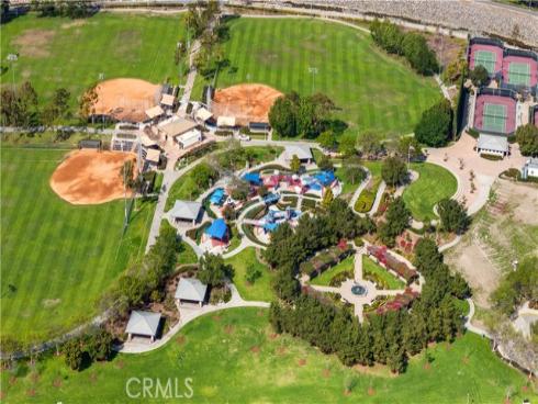 16 Windrow Rd , Tustin, CA