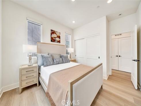 16345  Veterans  , Tustin, CA