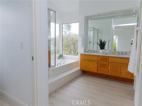 13382 S Presidio , Tustin, CA