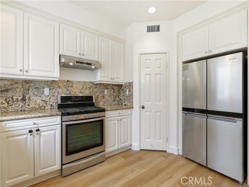 355 Flyers Lane, Tustin, CA