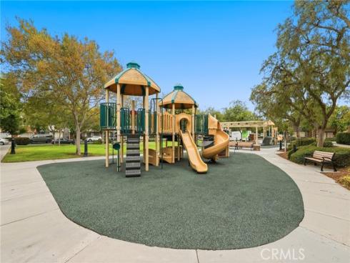 355 Flyers Lane, Tustin, CA