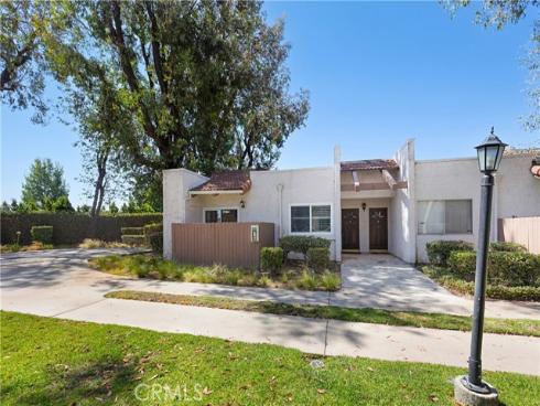 17572 Vandenberg 01 Lane, Tustin, CA